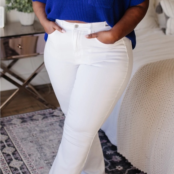 JUDY BLUE
PURE WHITE HIGH WAIST BOOT CUT JEANS - Picture 3 of 16